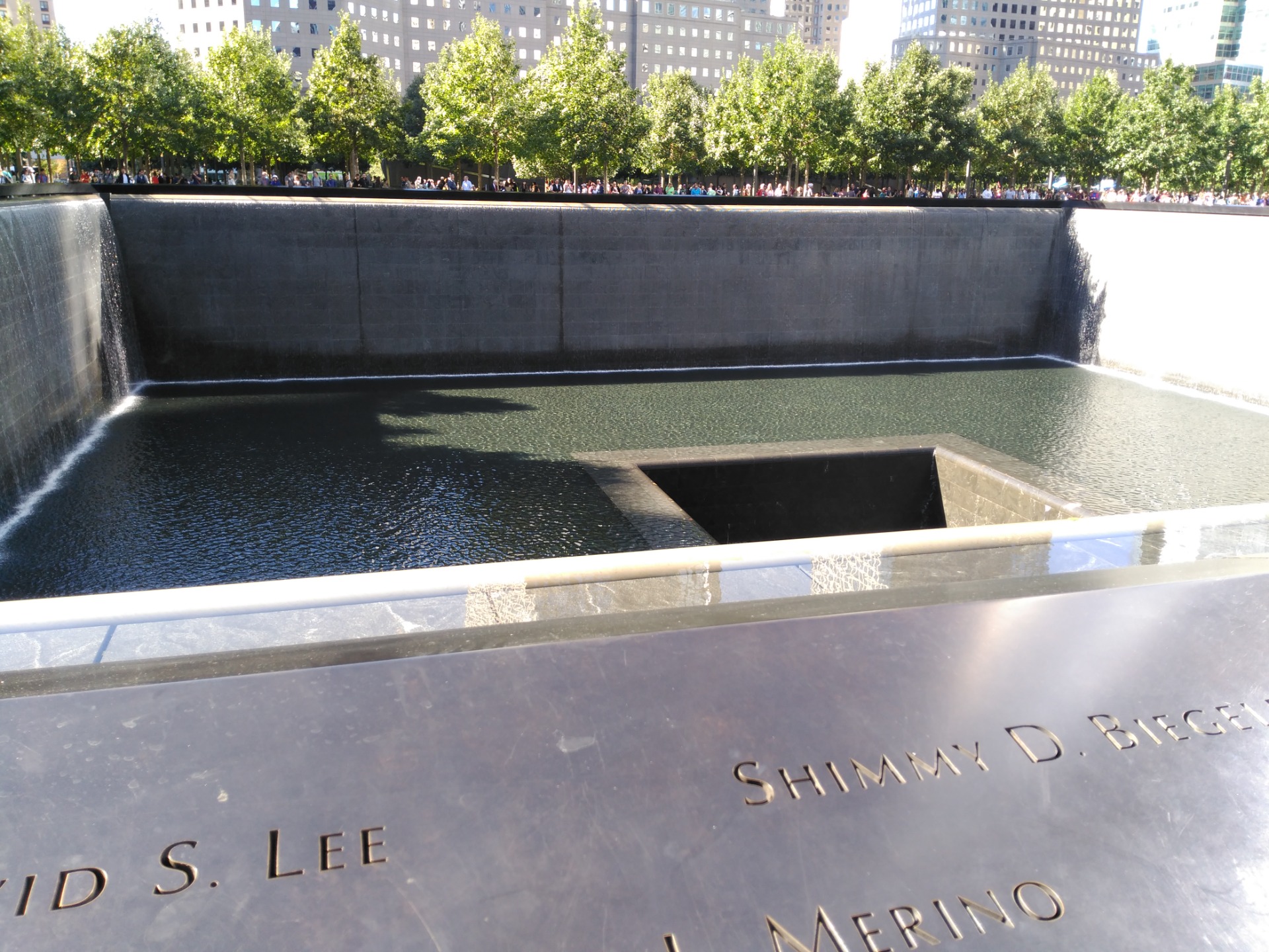 Memorial 11-S